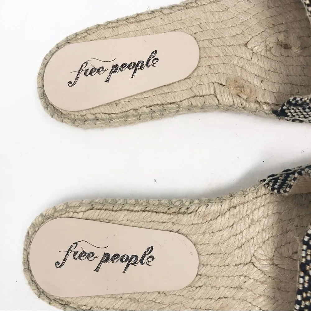 FREE PEOPLE | Beach Front Espadrille Woven Slides Black & Beige NEW Women’s 7